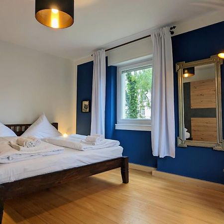65Qm Altbaucharme Mit Zwei Balkonen Lägenhet Karlsruhe Exteriör bild