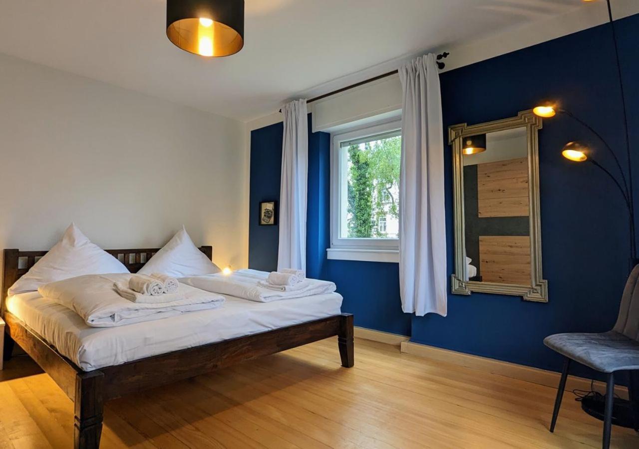 65Qm Altbaucharme Mit Zwei Balkonen Lägenhet Karlsruhe Exteriör bild