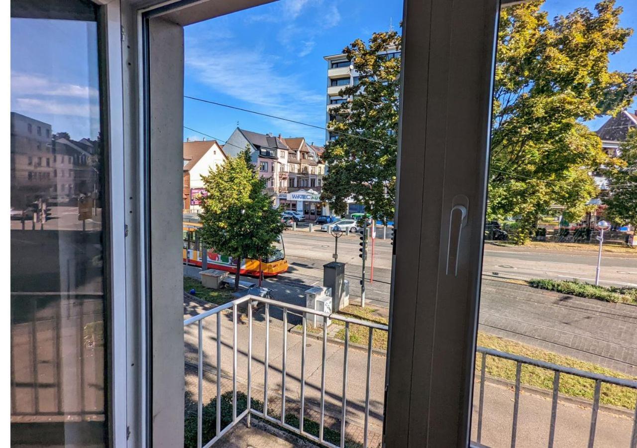 65Qm Altbaucharme Mit Zwei Balkonen Lägenhet Karlsruhe Exteriör bild