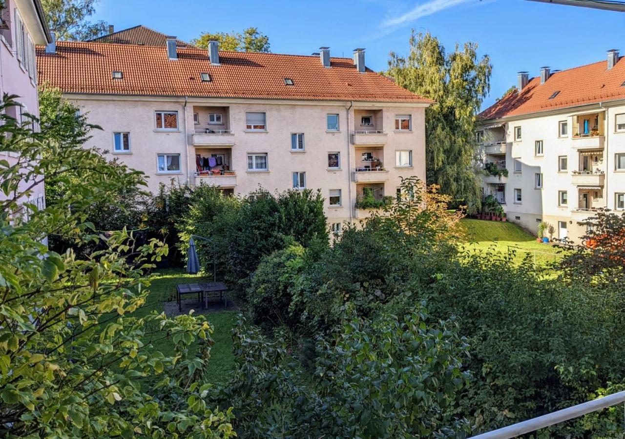 65Qm Altbaucharme Mit Zwei Balkonen Lägenhet Karlsruhe Exteriör bild